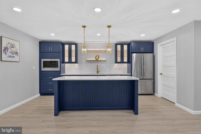 110 BITTERSWEET, Mechanicsburg, PA 17050