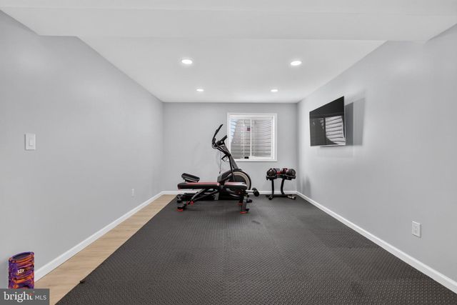 110 BITTERSWEET, Mechanicsburg, PA 17050