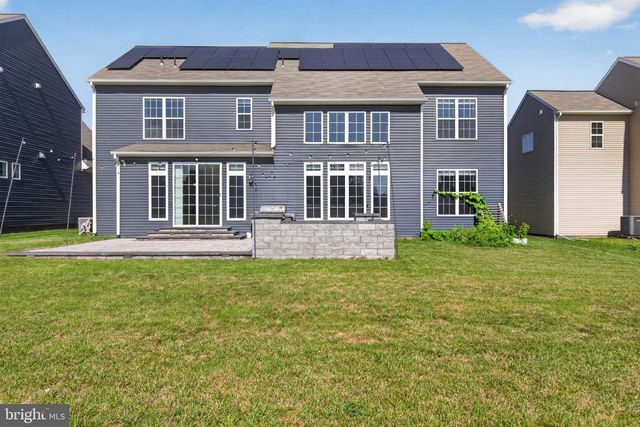 110 BITTERSWEET, Mechanicsburg, PA 17050