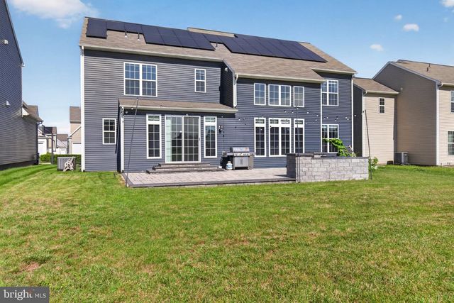 110 BITTERSWEET, Mechanicsburg, PA 17050