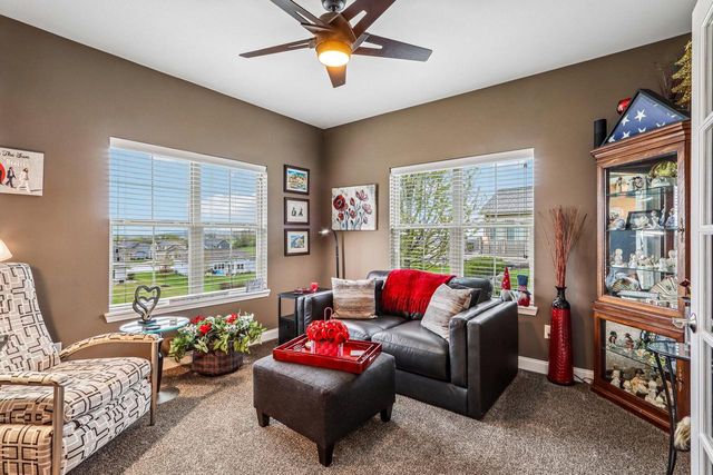1016 Ann Marie WAY, Oconomowoc, WI 53066