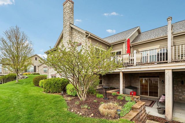 1016 Ann Marie WAY, Oconomowoc, WI 53066