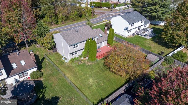 9 HAYPRESS RD, Cranbury, NJ 08512