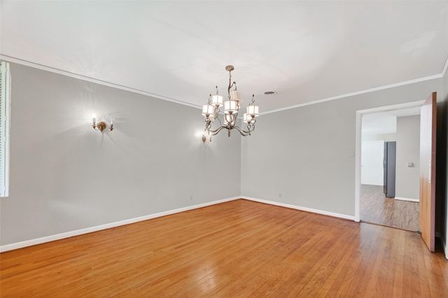 2526 Gramercy Street, Houston, TX 77030