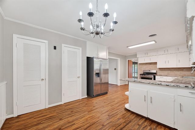 2526 Gramercy Street, Houston, TX 77030