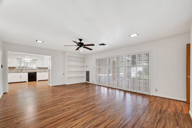 2526 Gramercy Street, Houston, TX 77030