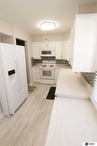 2951 N 70 Street, Lincoln, NE 68507