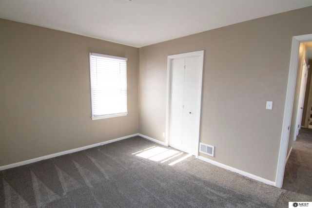 2951 N 70 Street, Lincoln, NE 68507