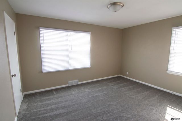 2951 N 70 Street, Lincoln, NE 68507