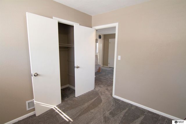 2951 N 70 Street, Lincoln, NE 68507