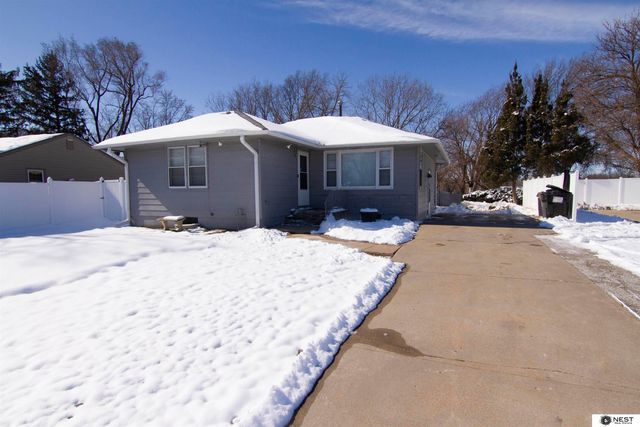 2951 N 70 Street, Lincoln, NE 68507