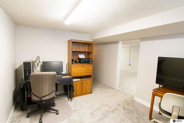 2951 N 70 Street, Lincoln, NE 68507