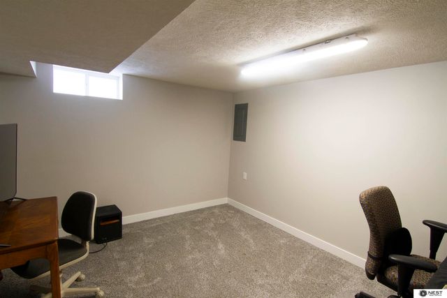 2951 N 70 Street, Lincoln, NE 68507