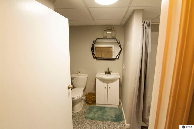 2951 N 70 Street, Lincoln, NE 68507