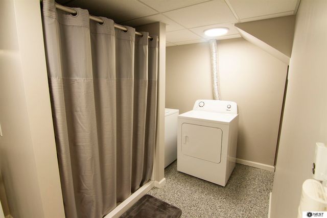 2951 N 70 Street, Lincoln, NE 68507