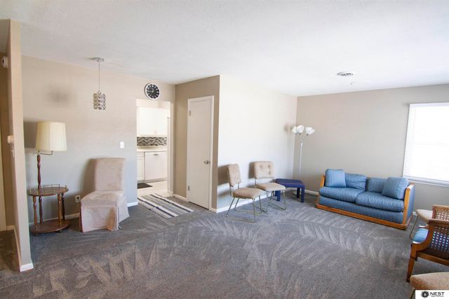 2951 N 70 Street, Lincoln, NE 68507