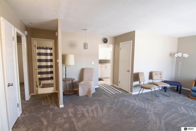 2951 N 70 Street, Lincoln, NE 68507