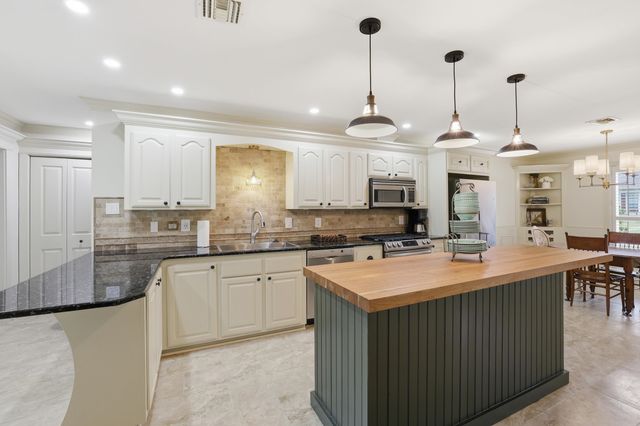 406 West 159th Street, Galliano, LA 70354