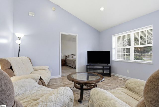 108 Keagan Court, Easley, SC 29640