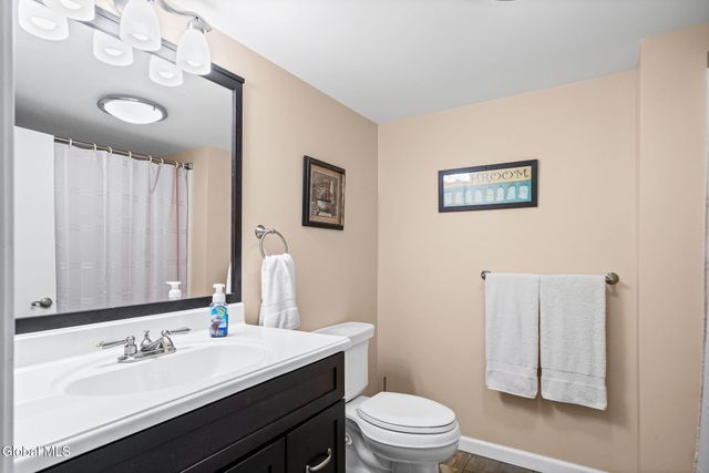 18 Mockingbird Lane, Queensbury, NY 12804