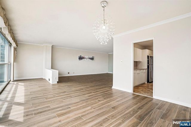 6 Horizon Road 1907, Fort Lee, NJ 07024