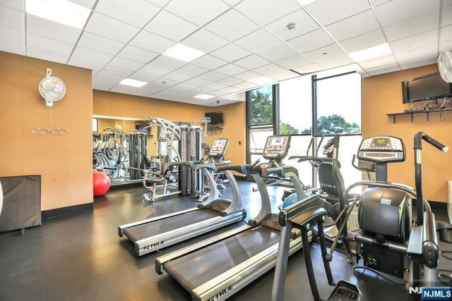 6 Horizon Road 1907, Fort Lee, NJ 07024