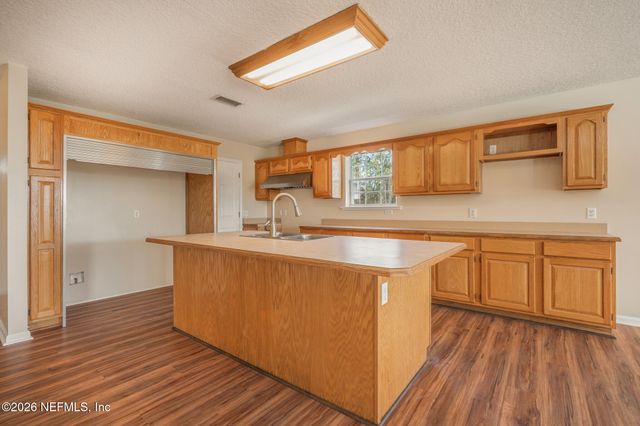 27189 BETINA Drive, Hilliard, FL 32046