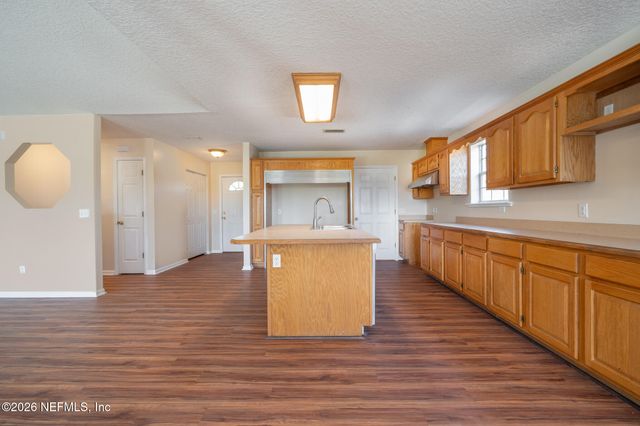 27189 BETINA Drive, Hilliard, FL 32046