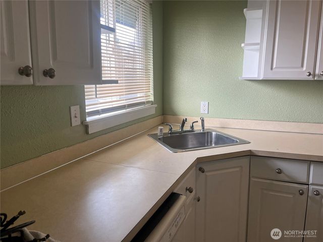 220 W 4th Street, Aberdeen, WA 98520