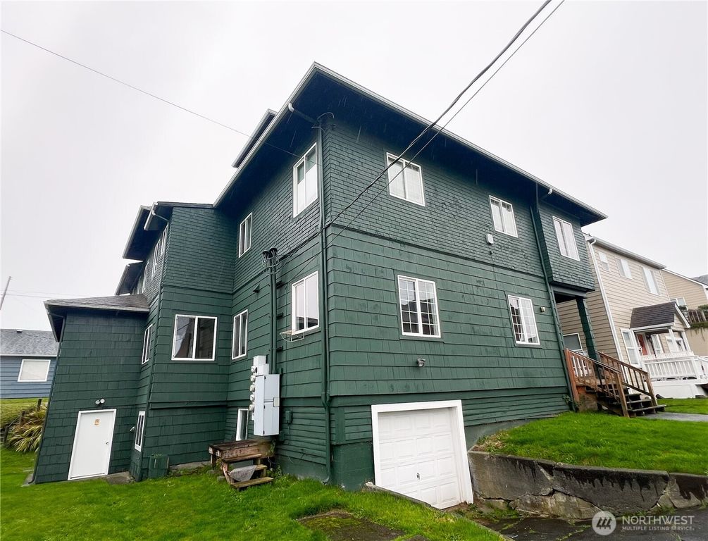 220 W 4th Street, Aberdeen, WA 98520