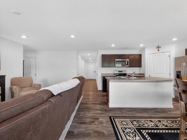 4130 Bradley Drive, Fort Wayne, IN 46818