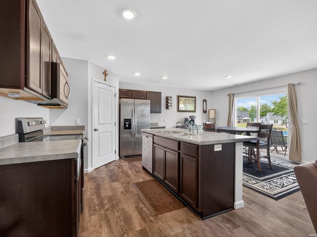 4130 Bradley Drive, Fort Wayne, IN 46818