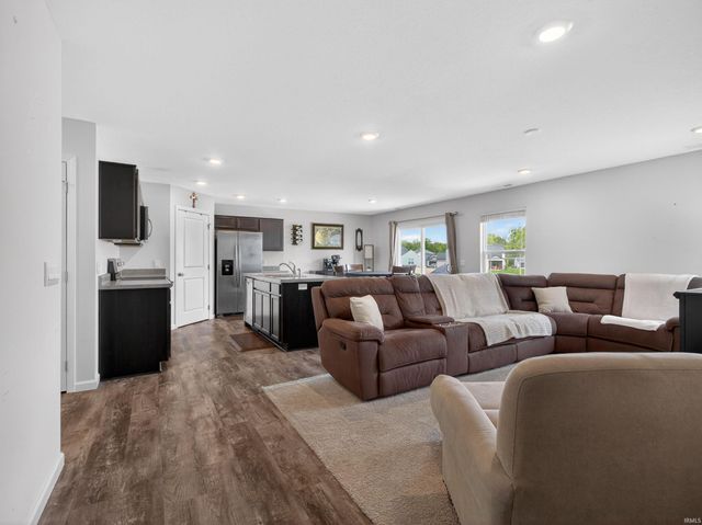 4130 Bradley Drive, Fort Wayne, IN 46818