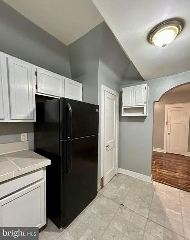 5834 BEAUMONT AVE, Philadelphia, PA 19143
