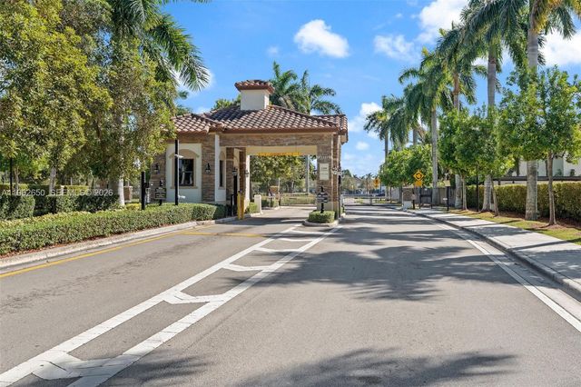 24981 SW 114th Ct, Homestead, FL 33032