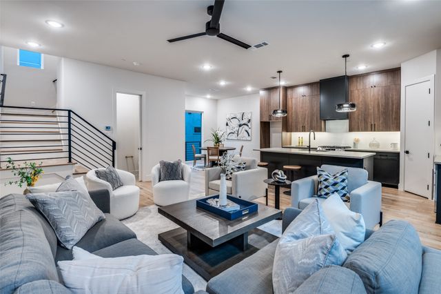 2906 Hawthorne Avenue 104, Dallas, TX 75219