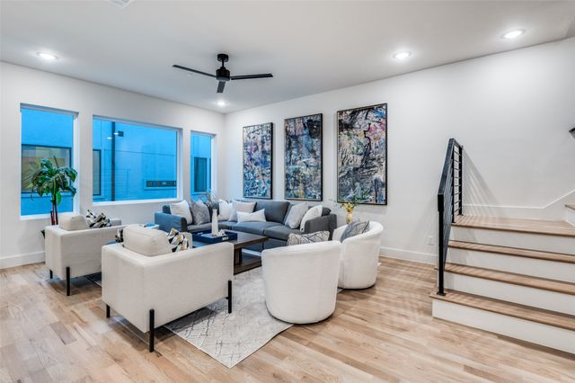 2906 Hawthorne Avenue 104, Dallas, TX 75219