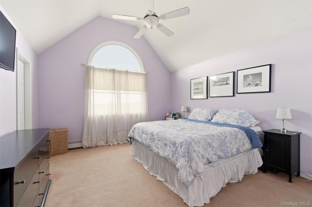 5750 Aldrich Lane, Mattituck, NY 11952