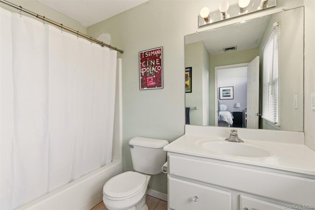 5750 Aldrich Lane, Mattituck, NY 11952