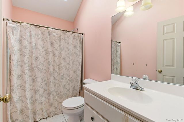 5750 Aldrich Lane, Mattituck, NY 11952