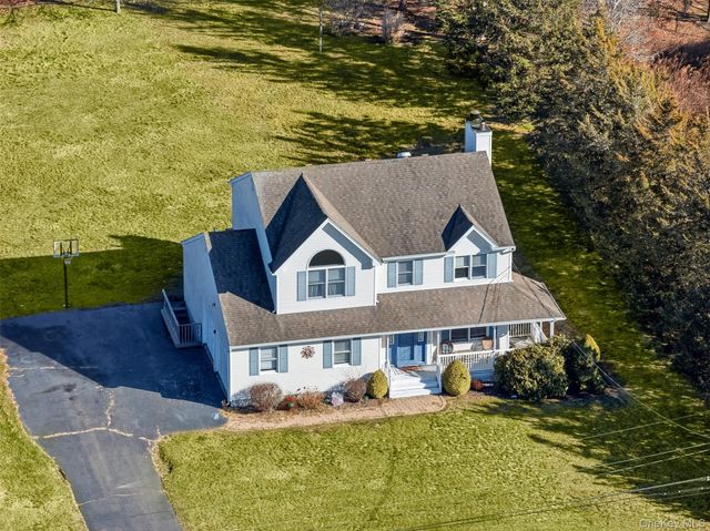 5750 Aldrich Lane, Mattituck, NY 11952