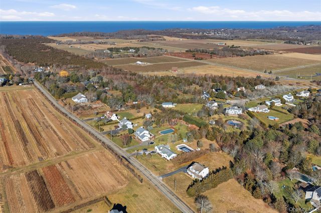 5750 Aldrich Lane, Mattituck, NY 11952