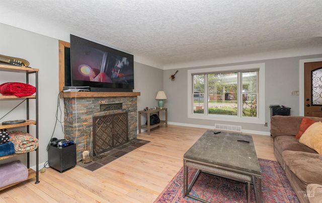 5701 W Cruzen Street, Boise, ID 83706