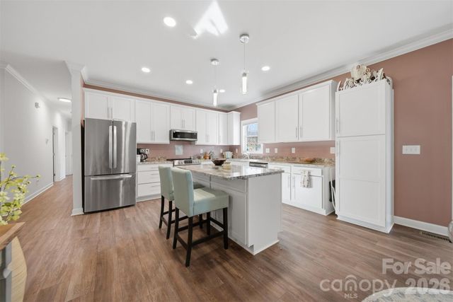 976 Amherst Road, Morganton, NC 28655