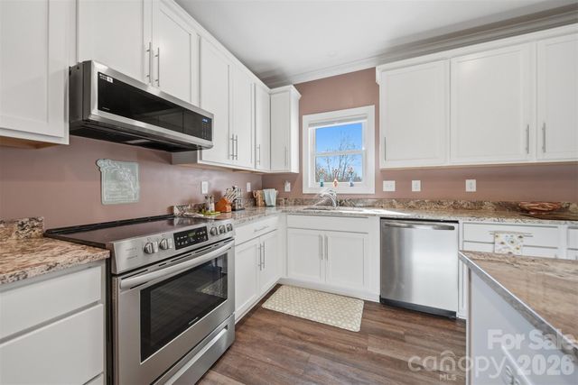 976 Amherst Road, Morganton, NC 28655