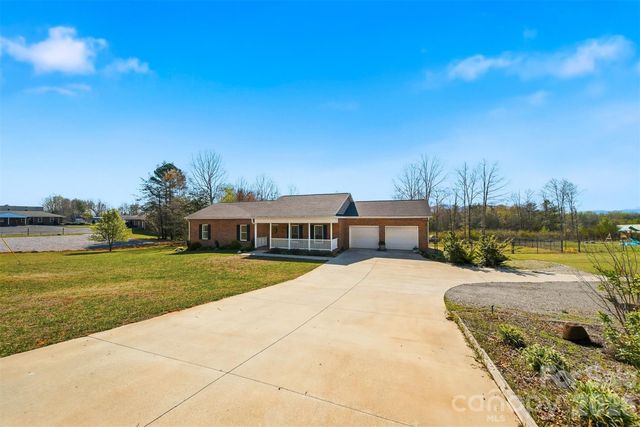 976 Amherst Road, Morganton, NC 28655