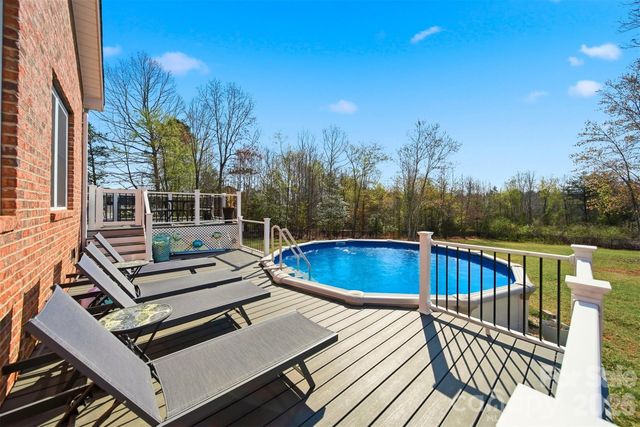 976 Amherst Road, Morganton, NC 28655