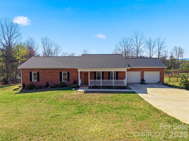 976 Amherst Road, Morganton, NC 28655