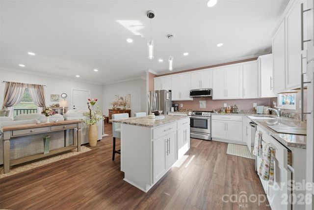 976 Amherst Road, Morganton, NC 28655