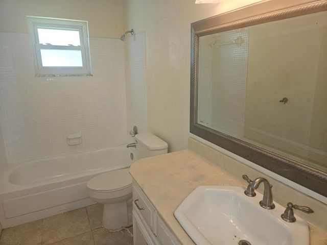 1598 SW 13TH Terrace, Boynton Beach, FL 33426